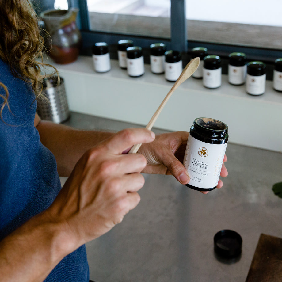 How To Make The ULTIMATE Mushroom Hot Chocolate (VIDEO)