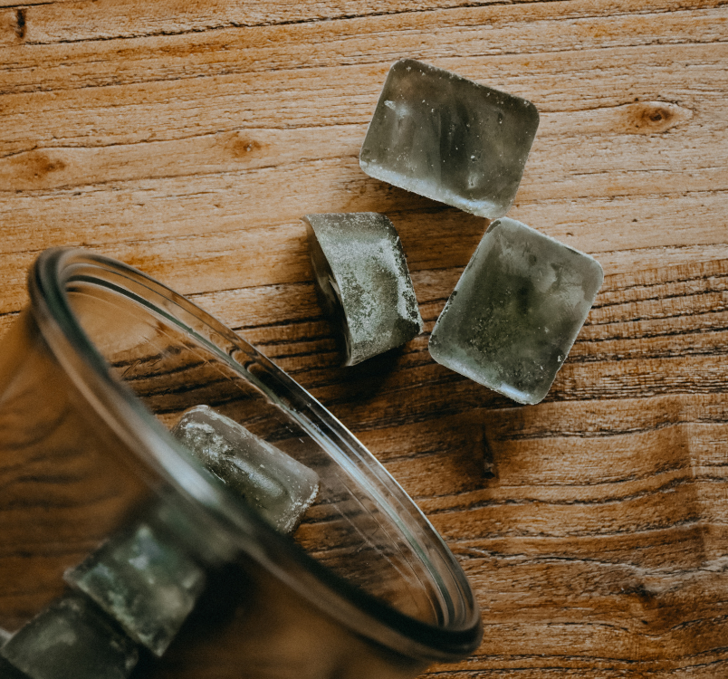 Refreshing Herbal Ice Cubes (Recipe by Iris Suurland)